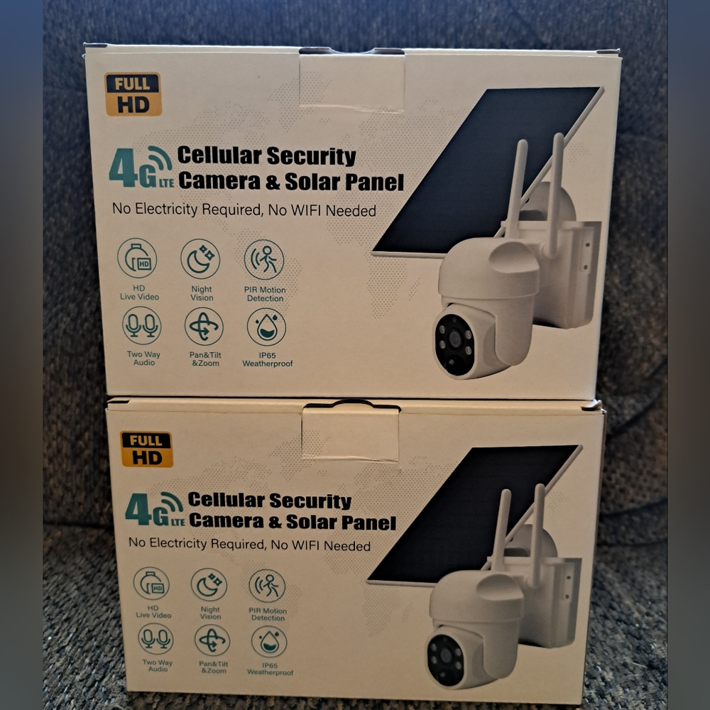 Set of 2 4G Cellular Security Cameras & Solar Panels